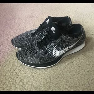 Nike flyknit racer Oreo
